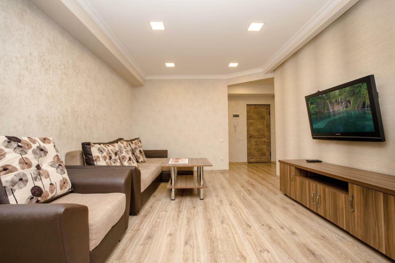 Stay Inn Apartments Near Northern Avenue Ереван Екстериор снимка